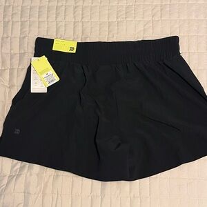 NWT All in Motion Black Active Shorts 4” inseam - Women’s Medium